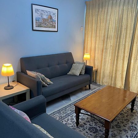 Subang Ville Ehsan Apartment Kampong Baharu Sungai Way Екстер'єр фото