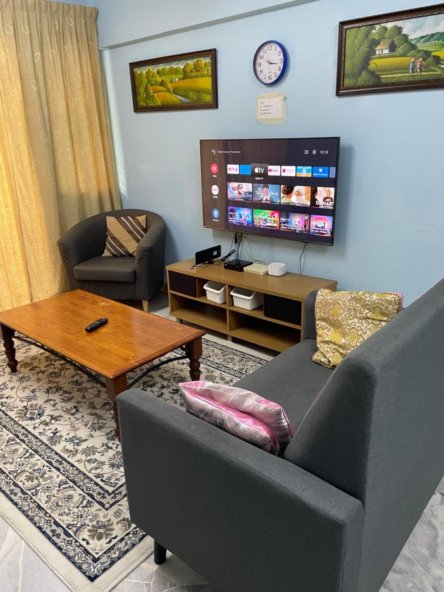 Subang Ville Ehsan Apartment Kampong Baharu Sungai Way Екстер'єр фото
