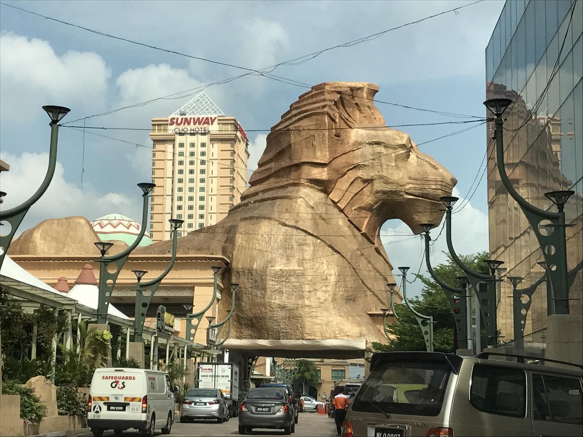 Subang Ville Ehsan Apartment Kampong Baharu Sungai Way Екстер'єр фото